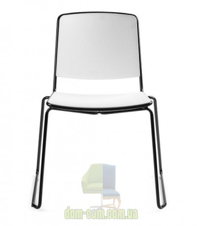 Итальянский офисный стул на полозьях Mara Vea 5100