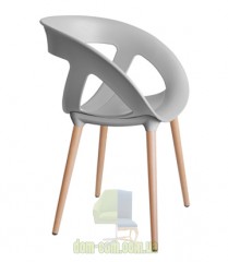 Кресло на ножках из полимера или дерева Gaber Moema