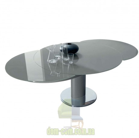 Необычный стол с телескопическим механизмом раскладывания Bontempi Giro