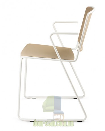 Итальянский офисный стул на полозьях Mara Vea 5150