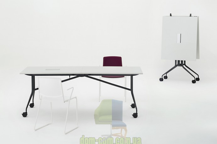 Итальянский офисный стул на полозьях Mara Vea 5150