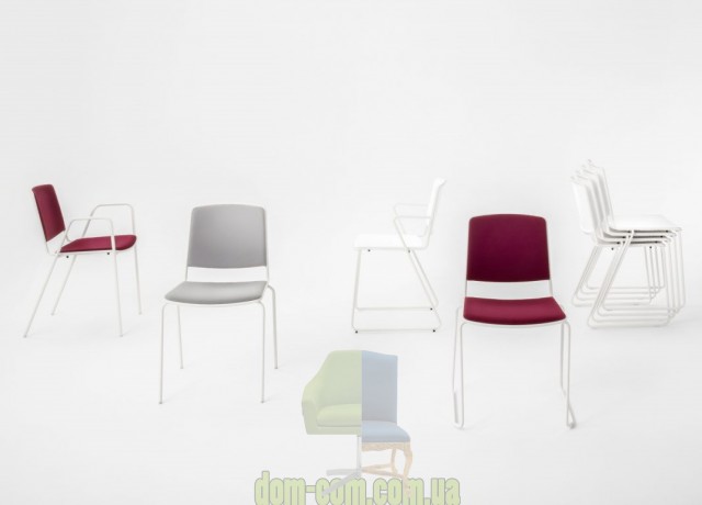 Итальянский офисный стул на полозьях Mara Vea 5150