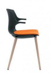 Стул для посетителей на деревянных ножках Sesta Frill