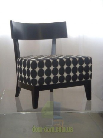 Удобный низкий стул Sedital 610PM 610P