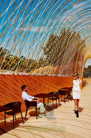 Штабелируемое кресло Vondom Africa от Eugeni Quitllet