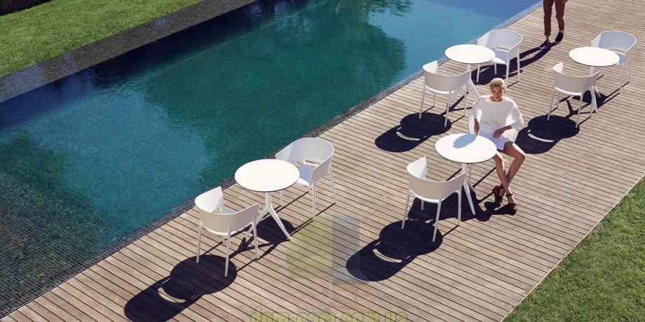 Штабелируемое кресло Vondom Africa от Eugeni Quitllet