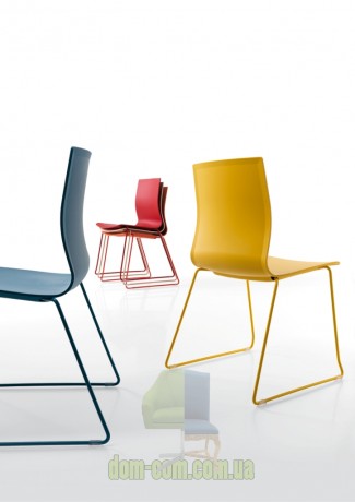 Стул на полозьях Sesta Q3