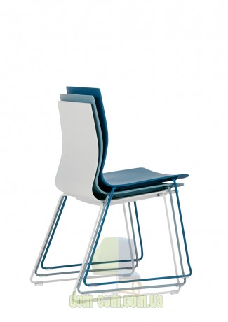 Стул на полозьях Sesta Q3