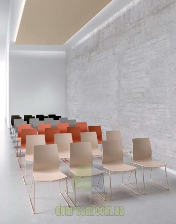 Стул на полозьях Sesta Q3